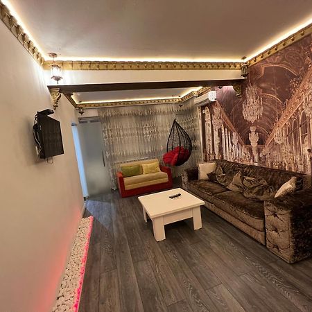 2 Bedrooms Heart Of City Center Kişinev Dış mekan fotoğraf